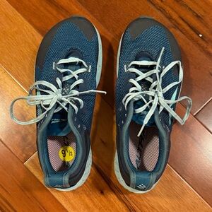 Blue Athletic Trail Running Shoes